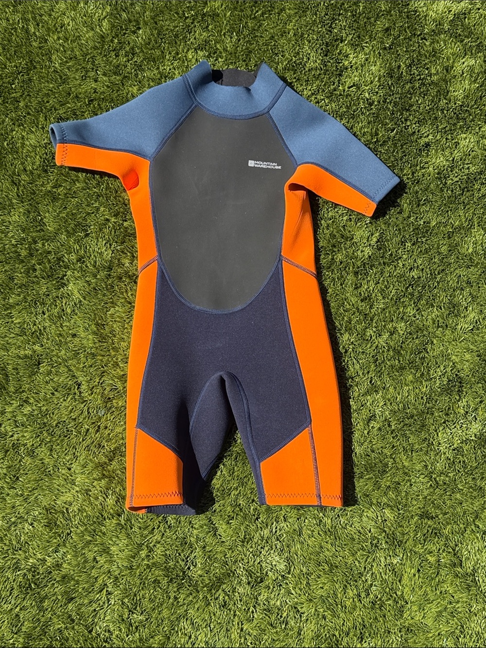 Kids Short-Sleeve Neoprene Wetsuit - Orange / Navy - size 5-6 years